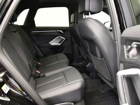 Used 2025 Audi Q3 2.0T Premium w/ Convenience Package AWD/4WD image 54