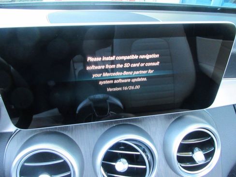 Used 2020 Mercedes-Benz C 300 Cabriolet image 52
