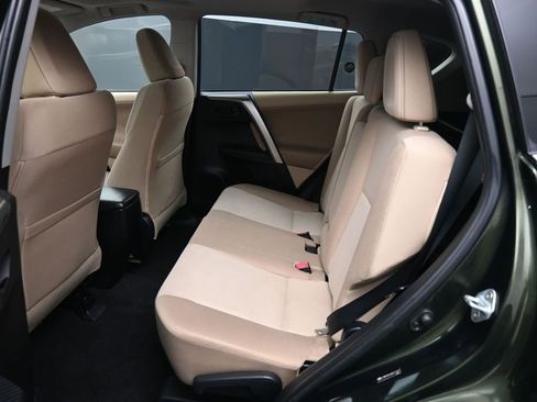 Used 2013 Toyota RAV4 XLE AWD/4WD image 21