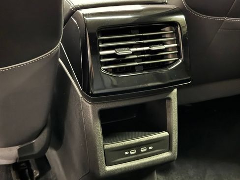 Certified 2023 Volkswagen ID.4 Pro S AWD/4WD image 24