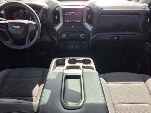 Certified 2022 Chevrolet Silverado 1500 Custom AWD/4WD image 16