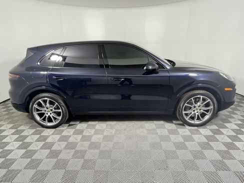 Used 2023 Porsche Cayenne S Platinum image 8