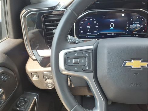 Used 2025 Chevrolet Silverado 3500 LT w/ Convenience Package AWD/4WD image 15