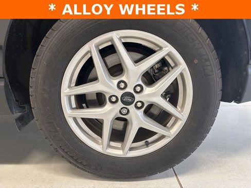 Used 2023 Ford Edge SEL w/ Convenience Package image 31