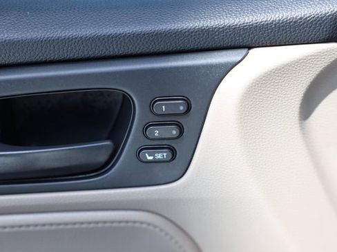 Used 2018 Honda Odyssey EX-L image 14