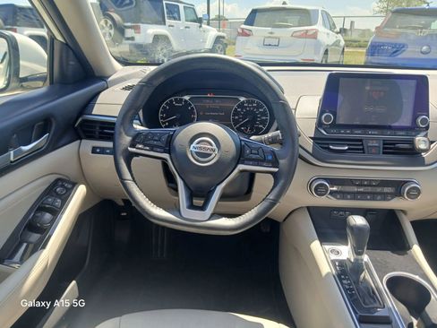 Used 2020 Nissan Altima 2.5 SV FWD image 26