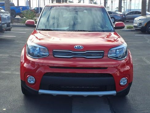 Used 2019 Kia Soul + image 6