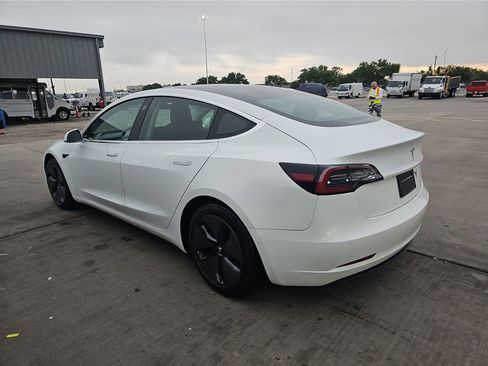 Used 2020 Tesla Model 3 Standard Range RWD image 6