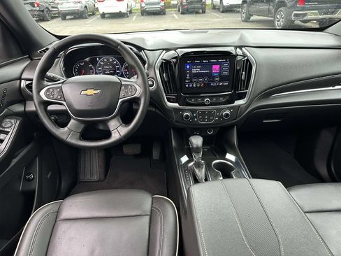 Used 2023 Chevrolet Traverse Premier AWD/4WD image 11