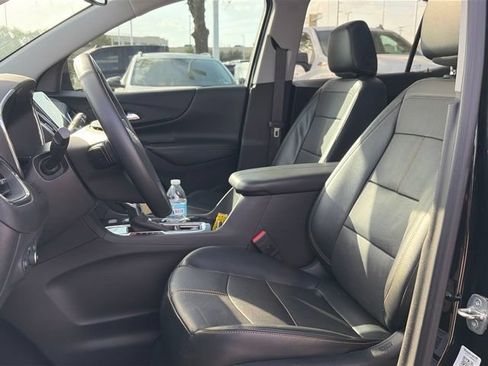 Used 2023 Chevrolet Equinox Premier FWD image 13