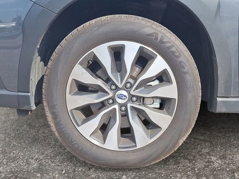 Used 2024 Subaru Outback Touring AWD/4WD image 7
