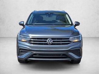 Used 2023 Volkswagen Tiguan SE FWD video 2