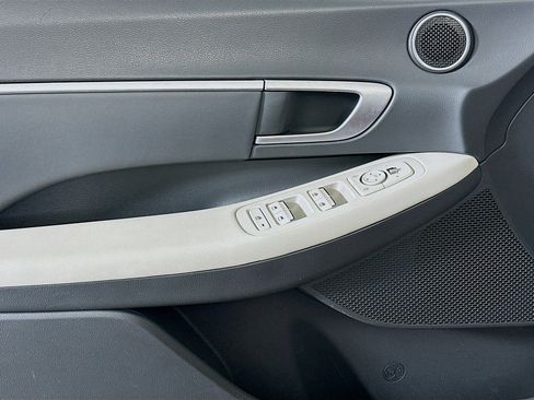 Used 2025 Hyundai Sonata SEL FWD image 15