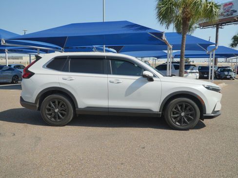 Used 2025 Honda CR-V EX-L image 4