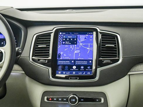 Certified 2023 Volvo XC90 B6 Ultimate w/ Protection Package Premier AWD/4WD image 14
