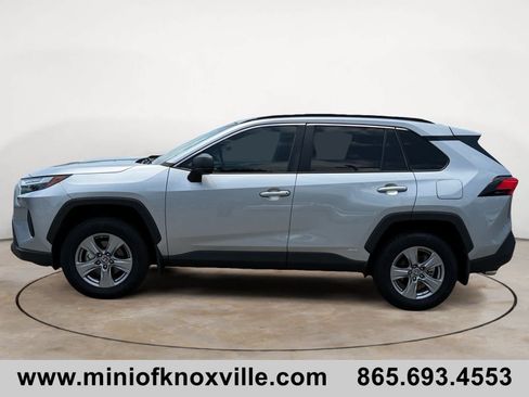 Used 2024 Toyota RAV4 LE AWD/4WD image 6