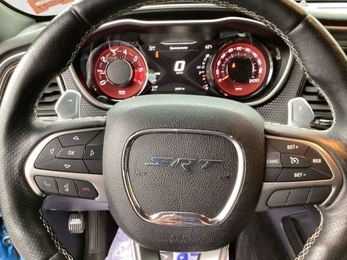 Used 2016 Dodge Challenger SRT Hellcat RWD image 12