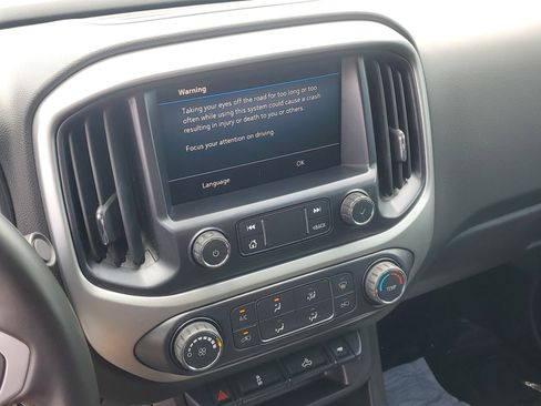 Used 2021 Chevrolet Colorado LT image 24