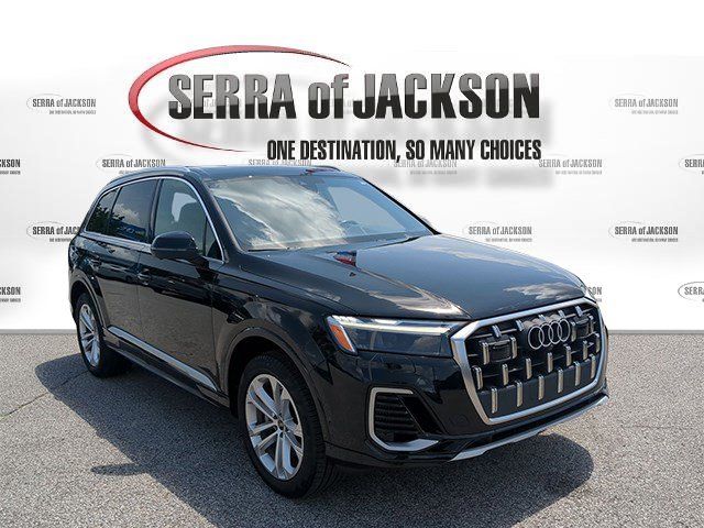 Used 2025 Audi Q7 3.0T Premium Plus AWD/4WD image 2