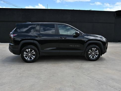 Used 2025 Chevrolet Equinox LT FWD image 6
