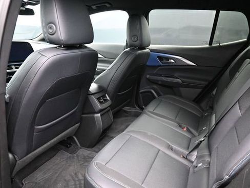 Used 2025 Chevrolet Equinox EV LT w/ Convenience Package FWD image 13