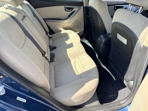 Used 2014 Hyundai Elantra SE FWD image 20