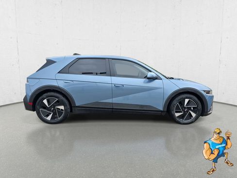 New 2026 Hyundai Ioniq 5 SEL image 4
