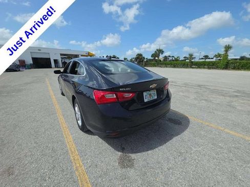 Used 2023 Chevrolet Malibu LS FWD image 4
