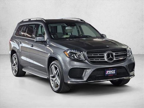Used 2017 Mercedes-Benz GLS 550 4MATIC image 3