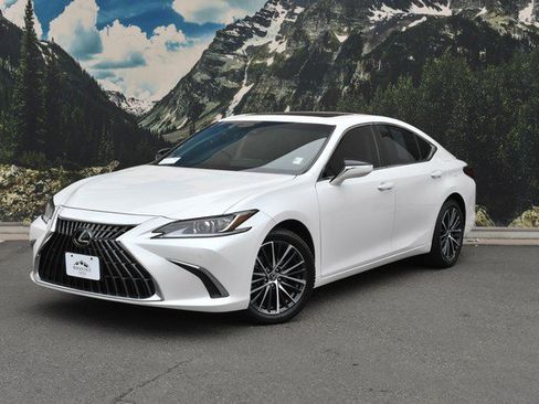 Used 2022 Lexus ES 250 w/ Premium Package AWD/4WD image 6