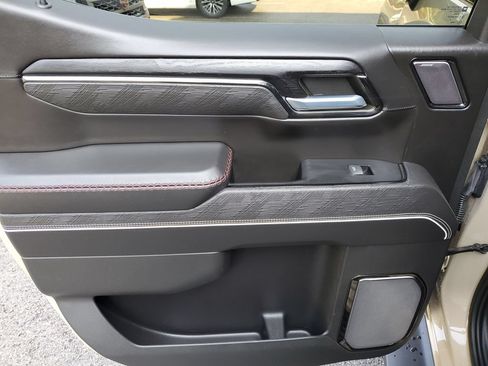 Used 2023 GMC Sierra 1500 AT4X AWD/4WD image 9
