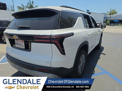 Certified 2024 Chevrolet Traverse LT AWD/4WD image 7