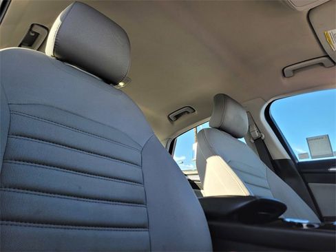 Used 2015 Ford Fusion S image 17