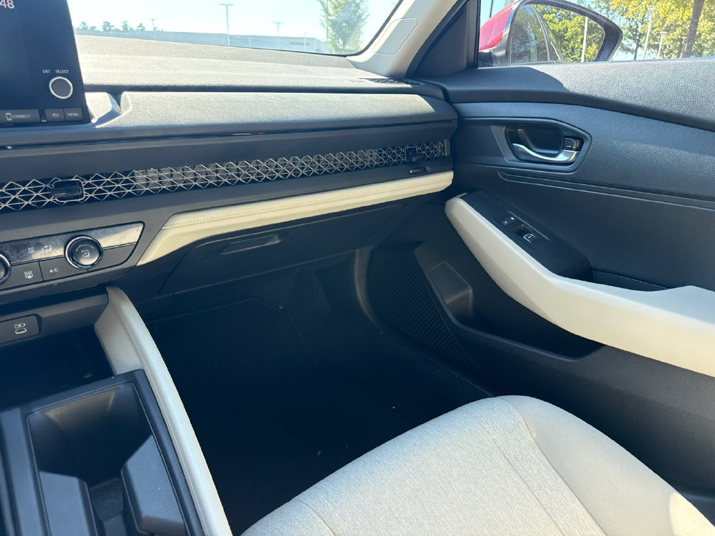 Certified 2024 Honda Accord LX image 18