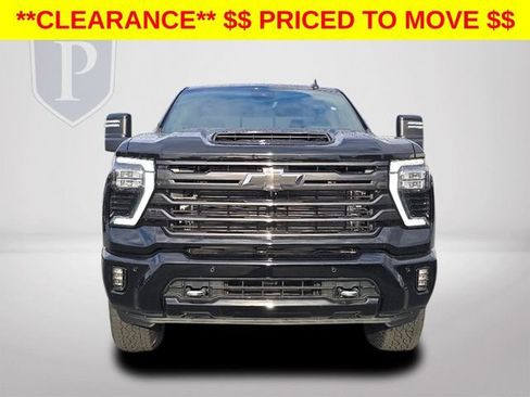 New 2026 Chevrolet Silverado 2500 High Country w/ High Country Premium Package AWD/4WD image 11