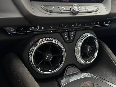 Used 2022 Chevrolet Camaro ZL1 image 53