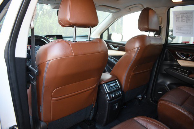 Used 2022 Subaru Ascent Touring AWD/4WD image 22
