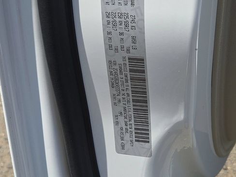 Used 2019 Dodge Grand Caravan SE FWD image 21