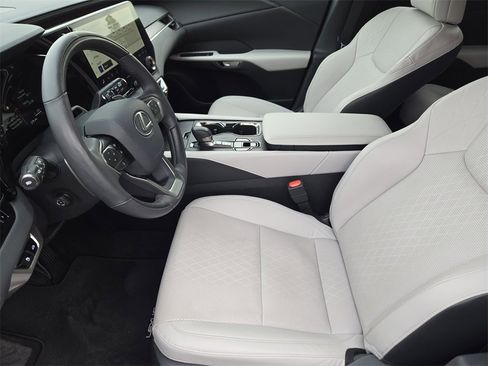 Used 2025 Lexus RX 350 Premium Plus w/ Convenience Package image 13