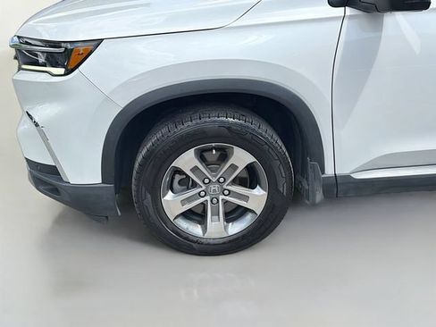 Used 2025 Honda Pilot EX-L image 29