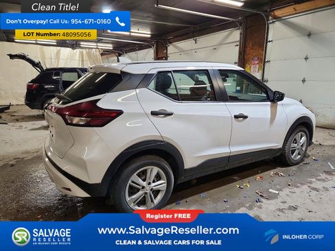 Used 2021 Nissan Kicks S FWD image 4