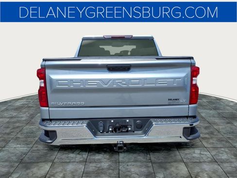 Used 2024 Chevrolet Silverado 1500 LT AWD/4WD image 4