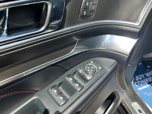 Used 2019 Ford Explorer Sport w/ Equipment Group 401A AWD/4WD image 12