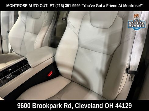 Used 2023 Volvo XC60 B5 Plus w/ Climate Package image 29