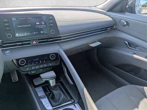 New 2026 Hyundai Elantra SEL Sport Premium FWD image 12