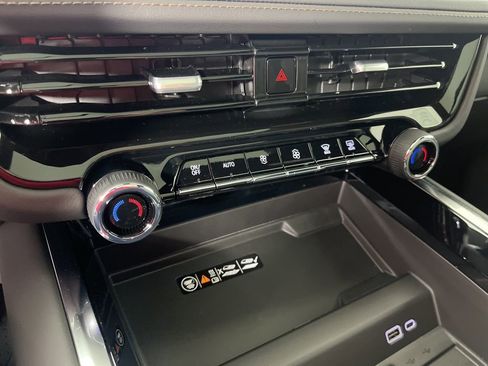 New 2026 Chevrolet Tahoe High Country image 30