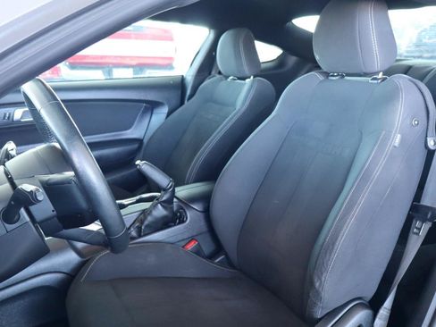Used 2021 Ford Mustang Coupe RWD image 16