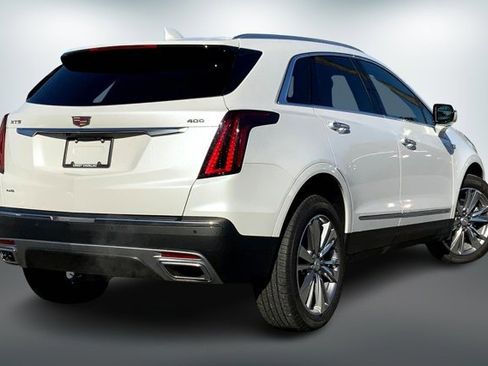 Used 2025 Cadillac XT5 Premium Luxury image 13