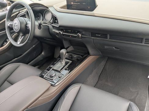 New 2025 MAZDA CX-30 2.5 Turbo w/ Premium Plus Pkg image 14