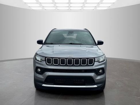Certified 2023 Jeep Compass Limited AWD/4WD image 2